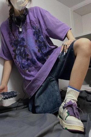 Trendy Vintage Washed Purple T-Shirt for Couples, 2025 Summer Hip-Hop Graffiti Short Sleeve, American Style
