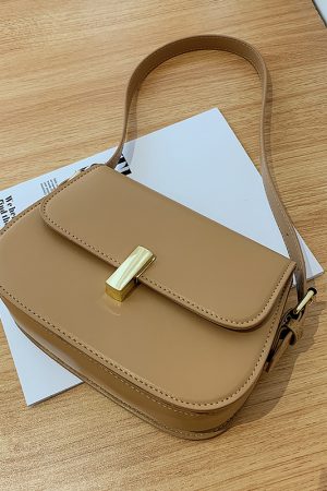 Trendy Women's 2025 Retro Crossbody Bag - Versatile Fashionable Shoulder Bag for Stylish Outfits