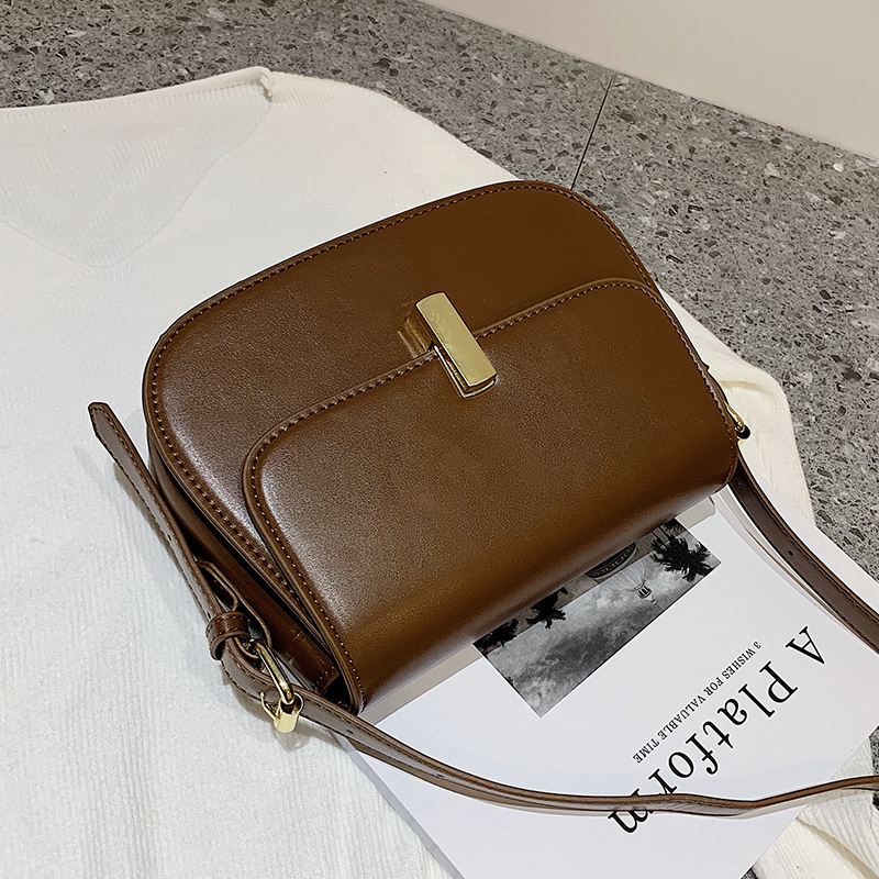 Trendy Women's 2025 Retro Crossbody Bag - Versatile Fashionable Shoulder Bag for Stylish Outfits Trendy Women's 2025 Retro Crossbody Bag - Versatile Fashionable Shoulder Bag for Stylish Outfits