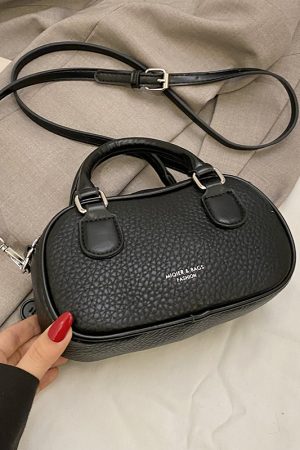 Trendy Women's High-End Shoulder Bag 2025 - Versatile Crossbody Handbag for Commuting and Daily Use