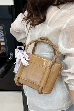 Trendy Women's High-End Tote Bag 2025 - Fashionable Commuting Shoulder Crossbody Bucket Bag for Everyday Style