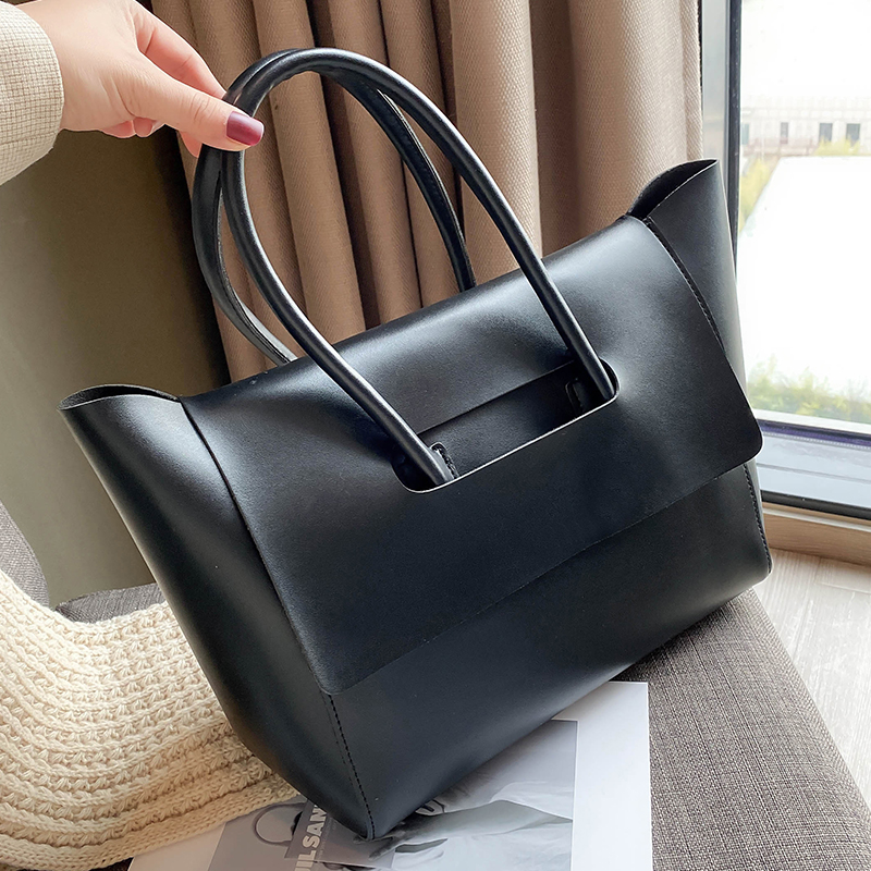 Trendy Women's Large Tote Bag - 2025 Korean Style Retro Commuting Handbag with High Capacity for Spring Summer