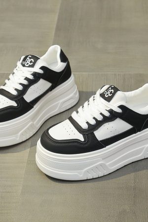 Trendy Women's Little White Sneakers 2024 - Thick-Soled Casual Platform Shoes for Petite Height with Hidden Elevation