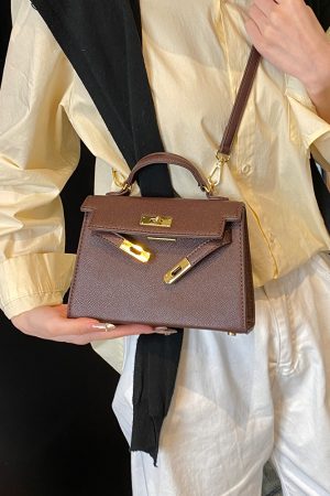 Trendy Women's Shoulder Bag - High-End Kelly Style, Versatile Fashion for Spring 2025, Chic Niche Design