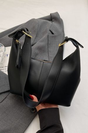 Trendy Women's Shoulder Bag 2025 - Versatile Casual Underarm Bag for Commuting - High-End Fashion Accessory