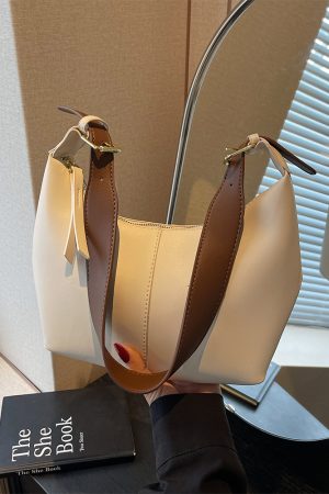 Trendy Women's Shoulder Bag 2025 - Versatile Casual Underarm Bag for Commuting - High-End Fashion Accessory