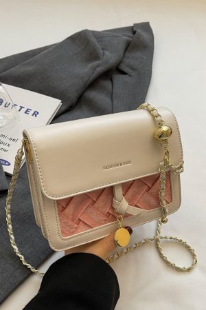 Trendy Women's Summer Diagonal Cross Small Square Bag - Diamond Quilted Chain Shoulder Bag for High-End Fashion 2025