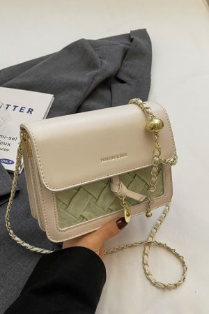 Trendy Women's Summer Diagonal Cross Small Square Bag - Diamond Quilted Chain Shoulder Bag for High-End Fashion 2025