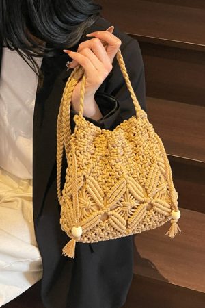 Trendy Women's Woven Straw Crossbody Bucket Bag - Summer Seaside Vacation Essential, Phone Bag for 2025