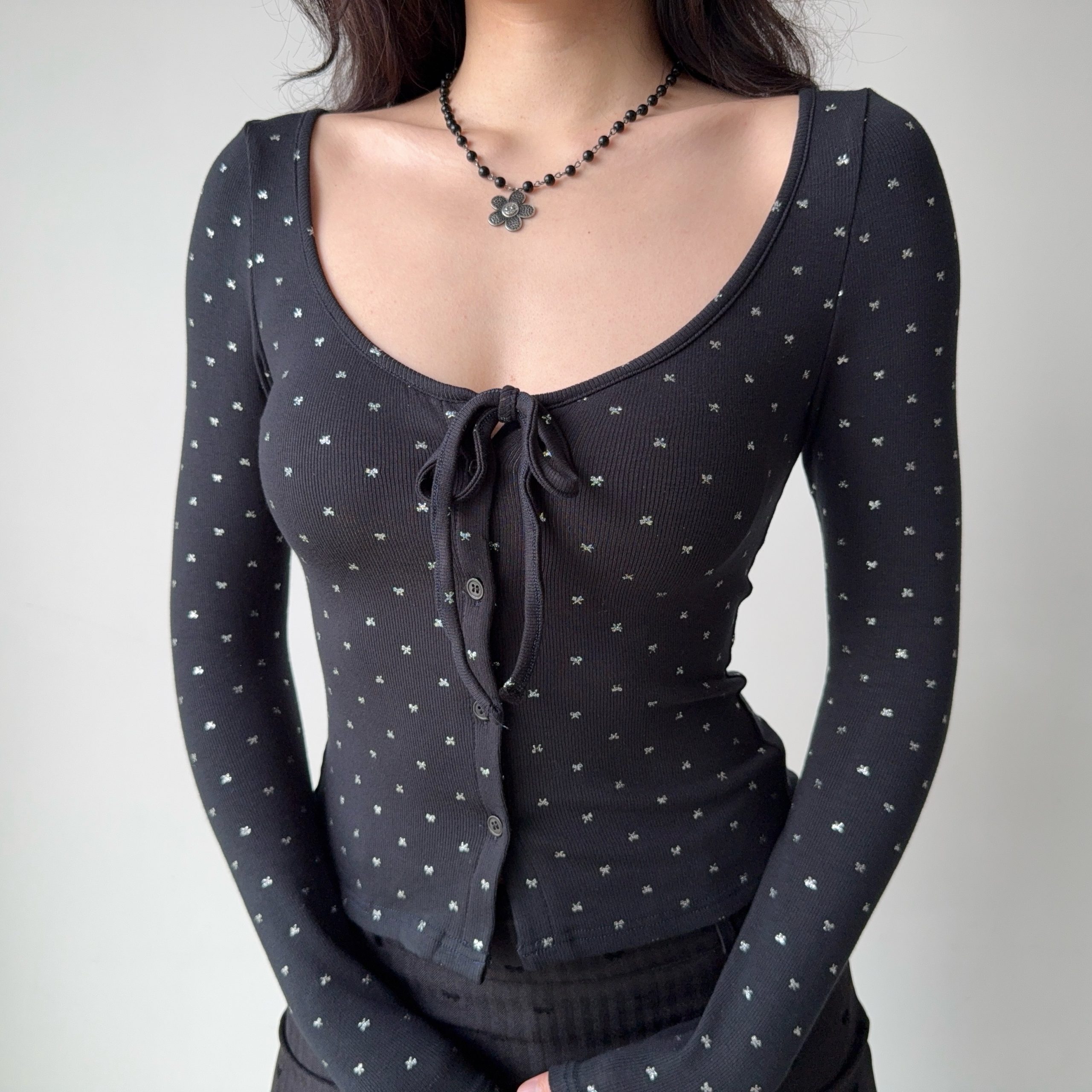 U-neck Tie Bow Rhinestone Long Sleeve Cardigan T-shirt in European American Style for Women - Trendy Y2K Fashion Top U-neck Tie Bow Rhinestone Long Sleeve Cardigan T-shirt in European American Style for Women - Trendy Y2K Fashion Top