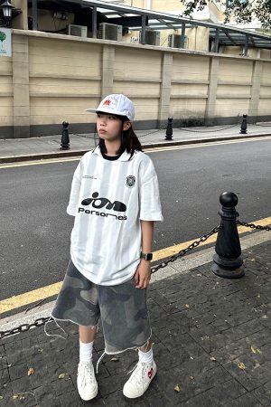 Unisex American Retro Striped Polo T-Shirt - Short Sleeve Sports Jersey Casual Top for Street Style