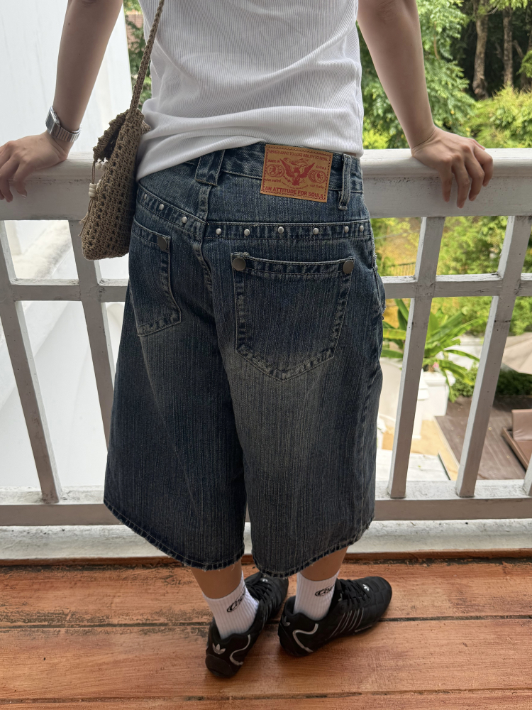 Unisex American-Style Diamond-Inlaid Bamboo Joint Denim Capris - Summer Loose Wide-Leg Shorts for Men and Women Unisex American-Style Diamond-Inlaid Bamboo Joint Denim Capris - Summer Loose Wide-Leg Shorts for Men and Women