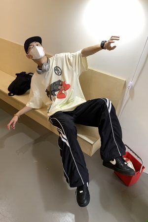 Unisex Cartoon Print Cotton Short-Sleeve T-Shirt - Trendy Loose Fit Round Neck for Couples - Summer 90s Style