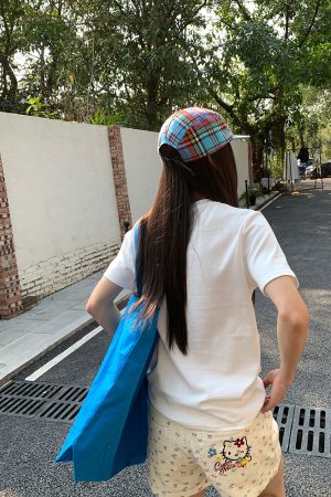 Unisex Fun Cat Patch Embroidery Short Sleeve T-Shirt - American Style Summer Versatile Basic Top for 90s and Y2K Fashion