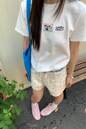 Unisex Fun Cat Patch Embroidery Short Sleeve T-Shirt - American Style Summer Versatile Basic Top for 90s and Y2K Fashion