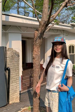 Unisex Fun Cat Patch Embroidery Short Sleeve T-Shirt - American Style Summer Versatile Basic Top for 90s and Y2K Fashion