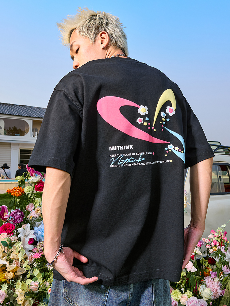 Unisex Heavyweight Dopamine Print Short-Sleeve T-Shirt for Couples - American Streetwear Summer 2025 Style Unisex Heavyweight Dopamine Print Short-Sleeve T-Shirt for Couples - American Streetwear Summer 2025 Style