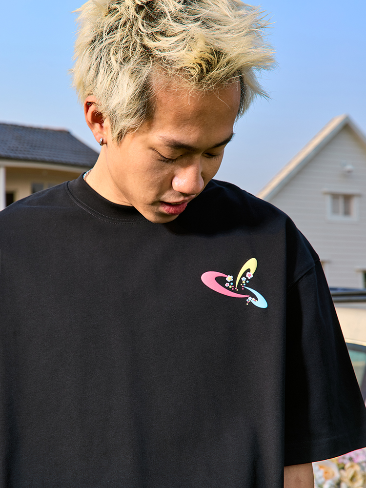 Unisex Heavyweight Dopamine Print Short-Sleeve T-Shirt for Couples - American Streetwear Summer 2025 Style Unisex Heavyweight Dopamine Print Short-Sleeve T-Shirt for Couples - American Streetwear Summer 2025 Style