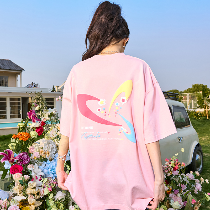 Unisex Heavyweight Dopamine Print Short-Sleeve T-Shirt for Couples - American Streetwear Summer 2025 Style Unisex Heavyweight Dopamine Print Short-Sleeve T-Shirt for Couples - American Streetwear Summer 2025 Style