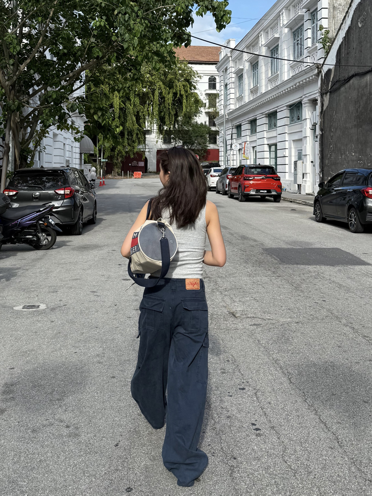 Unisex High Street Multi-Pocket Cargo Pants - Loose Fit, Curved Knife Design, Casual Washed Long Pants for 90s Y2K Style Unisex High Street Multi-Pocket Cargo Pants - Loose Fit, Curved Knife Design, Casual Washed Long Pants for 90s Y2K Style