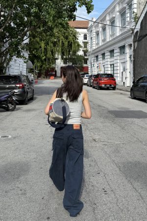 Unisex High Street Multi-Pocket Cargo Pants with Curved Knife Design - Loose Fit, Casual, Washed Look, Perfect for Y2K Style