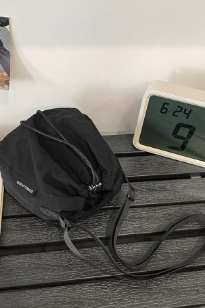 Unisex Lightweight Crossbody Bucket Bag - Casual Summer Canvas Sports Phone Bag in 2025 New Style