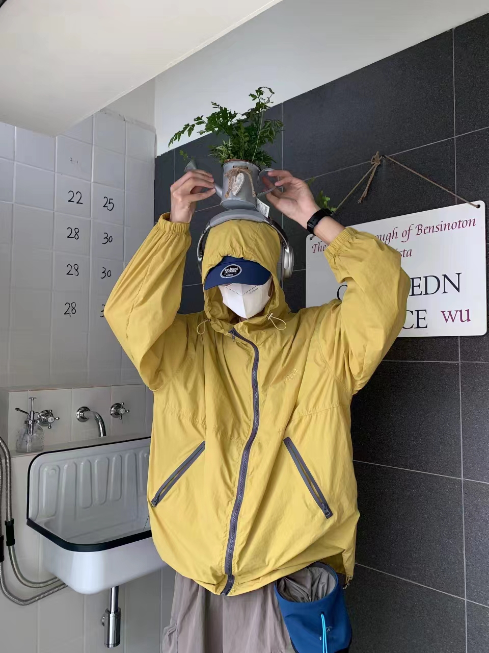 Unisex Outdoor Functional Hooded Quick-Dry Jacket - UPF50+ Sun Protection Cycling Windbreaker for Spring & Summer Adventures Unisex Outdoor Functional Hooded Quick-Dry Jacket - UPF50+ Sun Protection Cycling Windbreaker for Spring & Summer Adventures