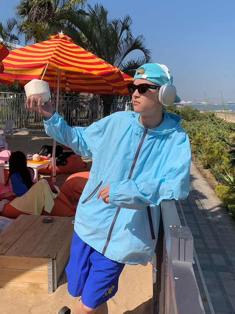 Unisex Outdoor Functional Hooded Quick-Dry Jacket - UPF50+ Sun Protection Cycling Windbreaker for Spring & Summer Adventures Unisex Outdoor Functional Hooded Quick-Dry Jacket - UPF50+ Sun Protection Cycling Windbreaker for Spring & Summer Adventures