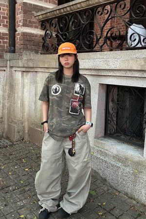 Unisex Retro Distressed Camouflage Patch Embroidered Short-Sleeve T-Shirt - Summer Casual Versatile Base Shirt for 90s Style