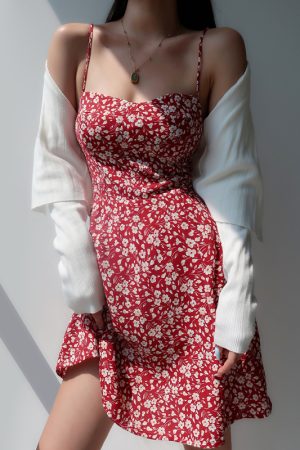 V-neck Red Floral Spaghetti Strap Dress - Vintage Slim Fit Waist-Tie Short Vacation Dress in French Style