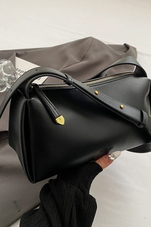 Versatile Korean Minimalist High-End Shoulder Bag for Women - 2025 Spring/Summer Crossbody Commuting Collection