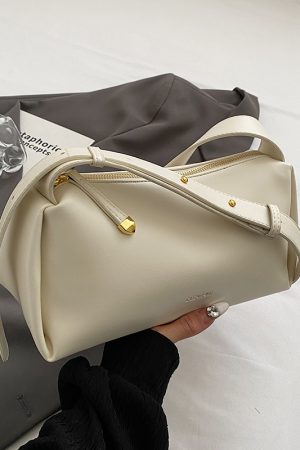 Versatile Korean Minimalist High-End Shoulder Bag for Women - 2025 Spring/Summer Crossbody Commuting Collection