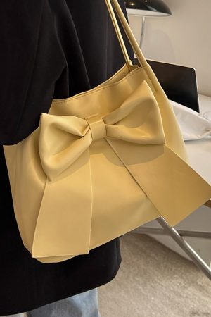 Versatile Large Capacity Shoulder Bag for Women, Trendy Hand-Held Tote for Spring/Summer 2025, Perfect Commuter Accessory