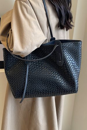 Versatile Large-Capacity Shoulder Tote Bag for Women - High-End Autumn/Winter 2025 Commuting Bag for Work and Leisure