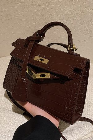 Versatile Retro Crocodile Pattern Crossbody Handbag - Small Square Bag for Spring/Summer 2025, Fashionable Women's Accessory