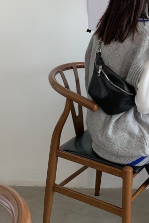 Versatile Women's Small Chest Bag - 2025 Niche Design, Spring/Summer Crossbody Phone Bag, Perfect for Casual Outings