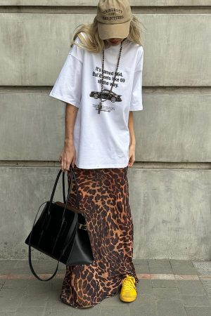 Vintage American Retro Car Pattern Oversized Short-Sleeve T-Shirt for Women - Summer Y2K Trendy Hot Girl Top