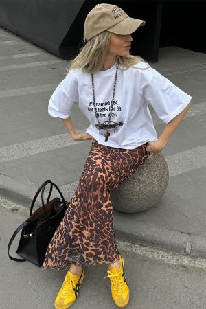 Vintage American Retro Car Pattern Oversized Short-Sleeve T-Shirt for Women - Summer Y2K Trendy Hot Girl Top