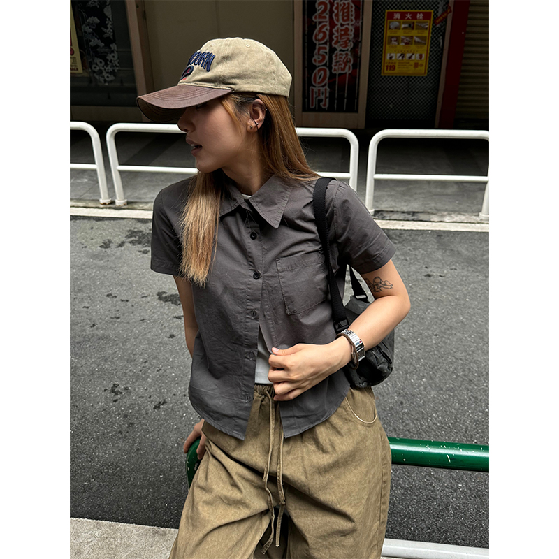 Vintage American Retro Washed Short Sleeve Crop Top for Women - Spicy Girl Summer Shirt with Slim Fit and Stylish Shoulder Design Vintage American Retro Washed Short Sleeve Crop Top for Women - Spicy Girl Summer Shirt with Slim Fit and Stylish Shoulder Design