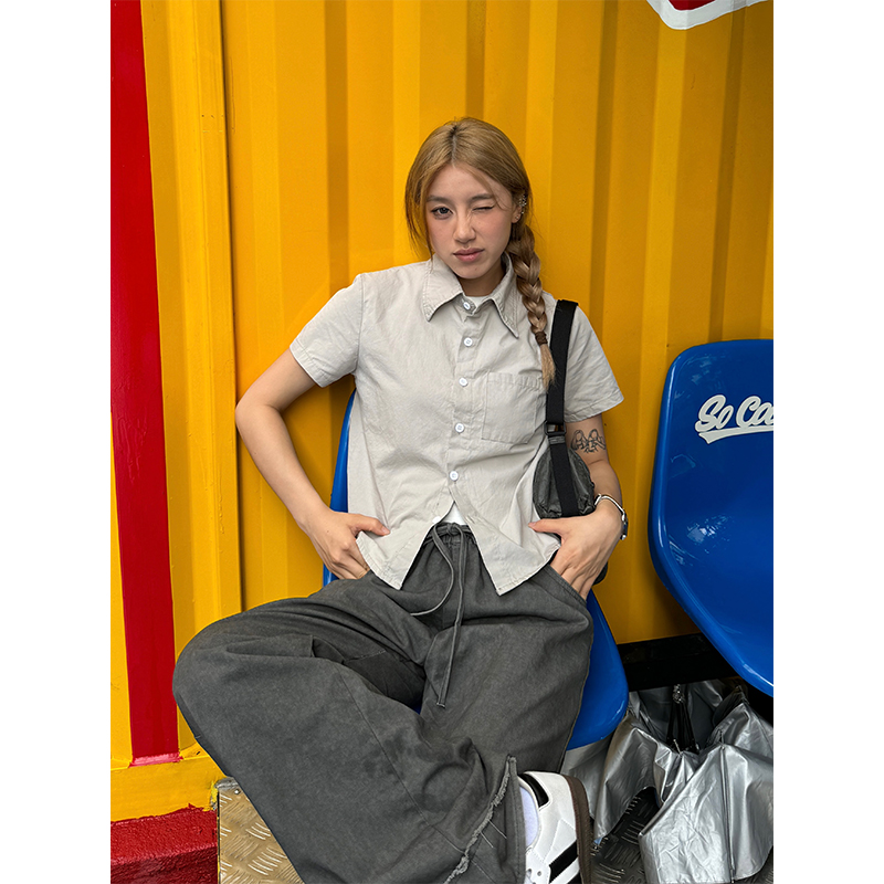 Vintage American Retro Washed Short Sleeve Crop Top for Women - Spicy Girl Summer Shirt with Slim Fit and Stylish Shoulder Design Vintage American Retro Washed Short Sleeve Crop Top for Women - Spicy Girl Summer Shirt with Slim Fit and Stylish Shoulder Design