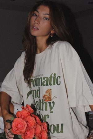 Vintage American Retro White Short Sleeve T-Shirt for Women, Oversized Loose Fit, 90s Inspired Casual Top