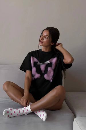 Vintage Black Butterfly Cotton Short-Sleeve T-Shirt for Women - Retro Oversized Y2K Trendy Top