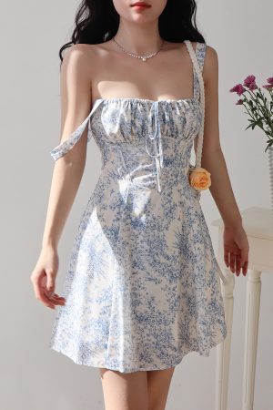 Vintage Blue and White Porcelain Print Drawstring Tie Strap Dress for Women - Holiday Style with Waist-Defined Fit, Trendy Summer Fashion