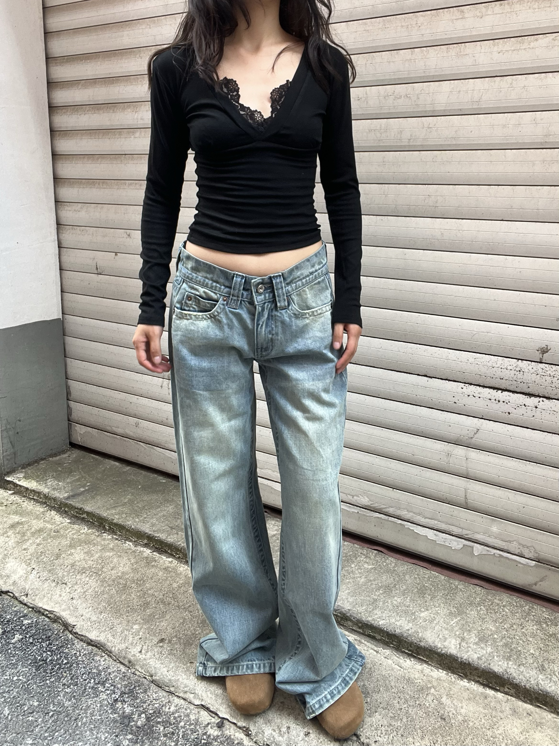 Vintage Blue Embroidered Low-Waist Straight-Leg Jeans for Women - Slim Fit Loose Floor-Length Y2K Style Pants Vintage Blue Embroidered Low-Waist Straight-Leg Jeans for Women - Slim Fit Loose Floor-Length Y2K Style Pants