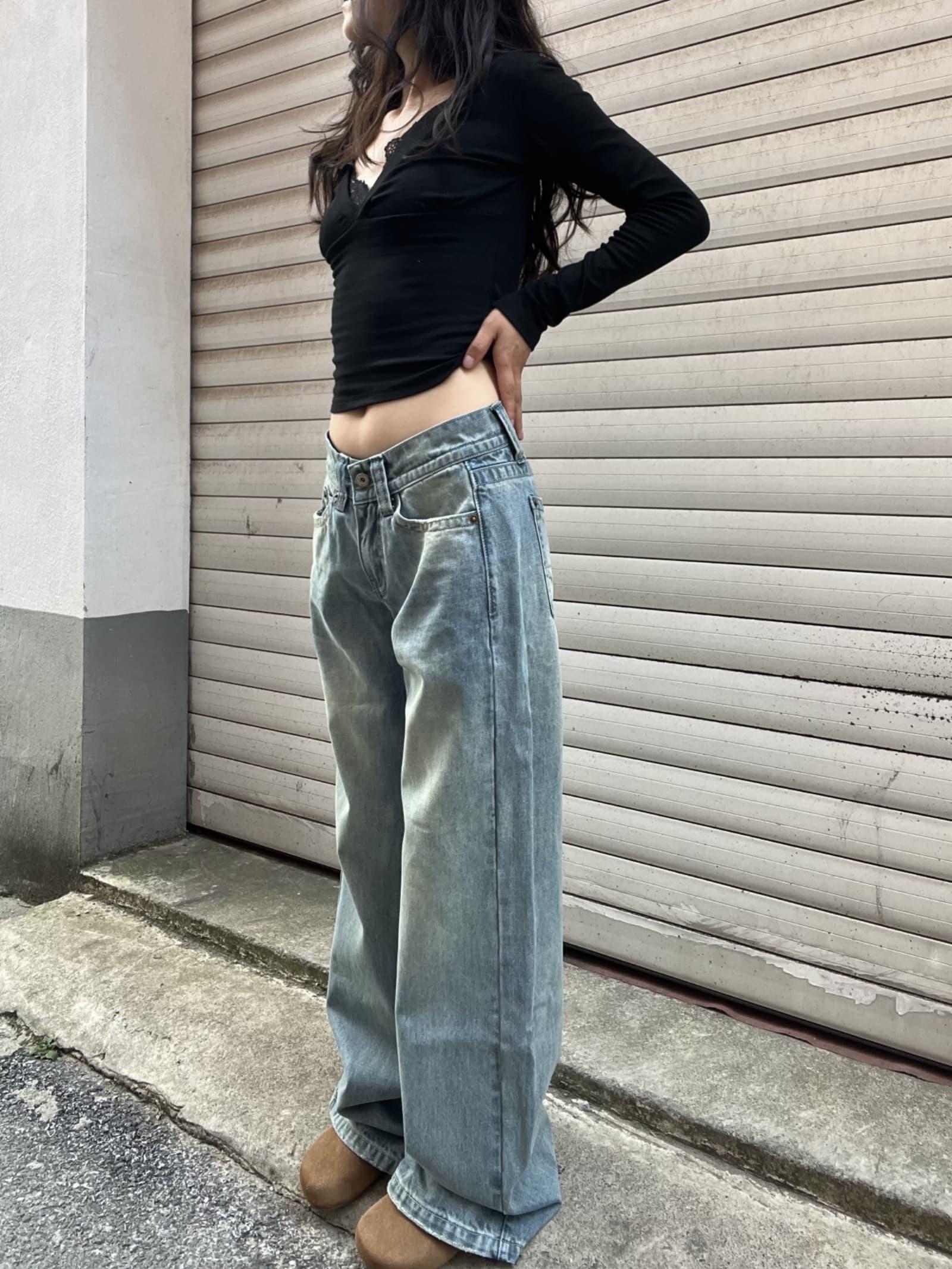 Vintage Blue Embroidered Low-Waist Straight-Leg Jeans for Women - Slim Fit Loose Floor-Length Y2K Style Pants Vintage Blue Embroidered Low-Waist Straight-Leg Jeans for Women - Slim Fit Loose Floor-Length Y2K Style Pants