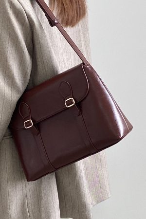 Vintage Burgundy Women's Messenger Tote Bag - High-End Shoulder Crossbody Bag in Hong Kong Style