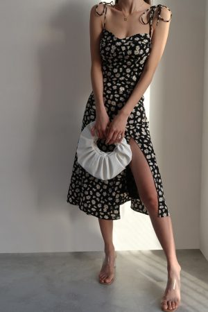 Vintage Dark Blue Spaghetti Strap Slim-Fit Split Dress with Small Daisy Print - Knee-Length European and American Style