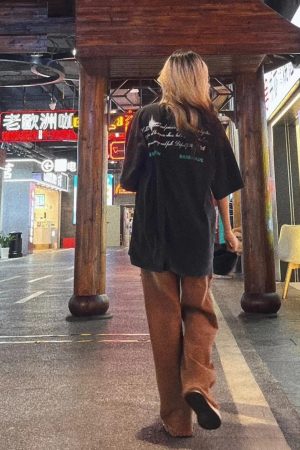 Vintage Distressed Short Sleeve T-Shirt for Men and Women - 2025 Summer American Streetwear Hip Hop High Street Fashion