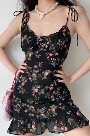 Vintage European American Floral Slip Dress with Ruffles, A-Line Skirt, Shoulder Strap, Y2K Style