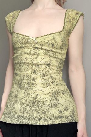 Vintage Floral Backless Vest for Women with Low Square Neck and Spaghetti Straps - Retro Charm Summer Style